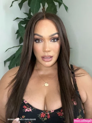 Nia Jax [ nia-jax ] - I’m ganna wear this Earthgang shirt until I die