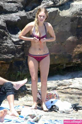 Samara Weaving [ samara-weaving ] - Like if you want me to post this vid!