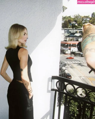 Samara Weaving [ samara-weaving ] - Feeling naughty today...