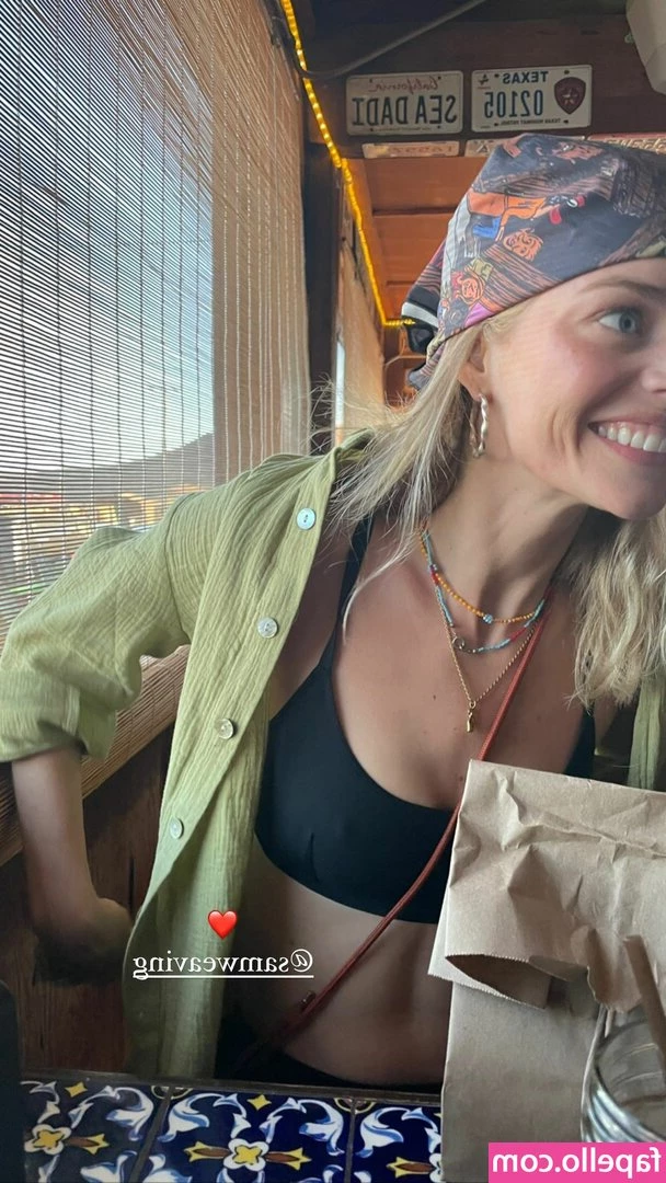 Samara Weaving [ samara-weaving ] - Jump in  you not gonna let this toy have all this coochie alone are