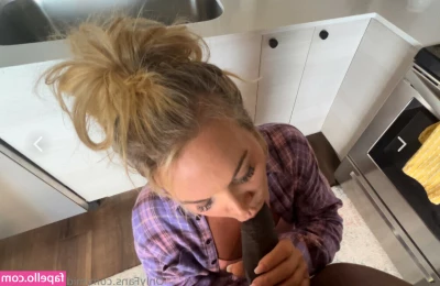 midwestthangs - I’ll leave some nice love bites on your neck tonight. ❤️