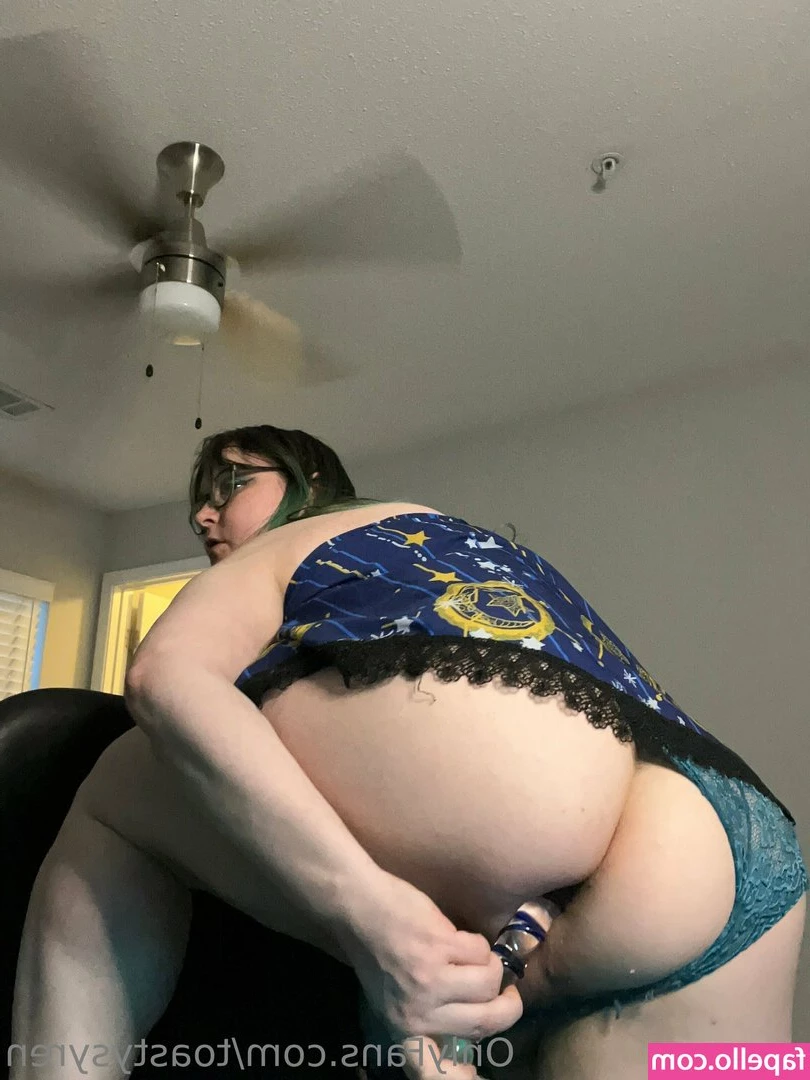 toastysyren - VOLUME UP    diggyb