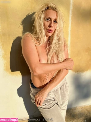 Brittany Bardot [ brittany-bardot ] - I wanted to be fucked 😞