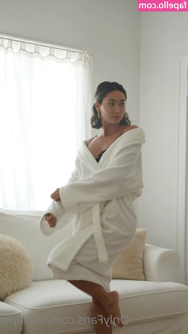 Olivia Pascale [ olivia-pascale ] - Good night guys