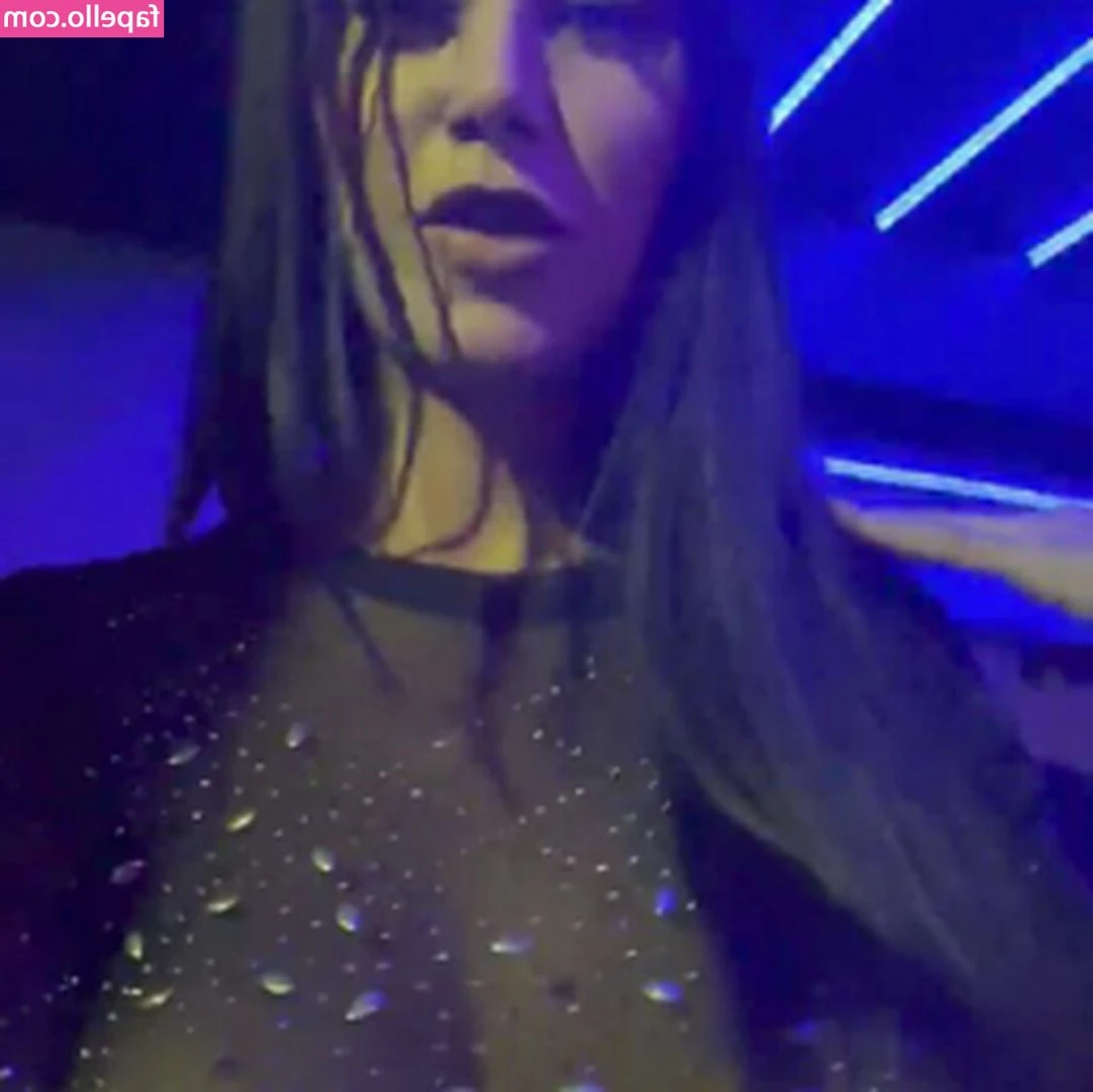 Fernanda Meni [ fernanda-meni ] - How are you today  Daddy