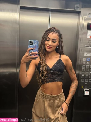santos_isabella [ santos-isabella ] - Would you join me for a skinny-dip