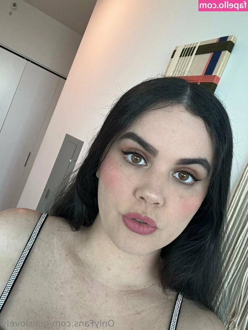 giaislovely - [FullVideo #335] You guys love my face, some of you are jerking to my