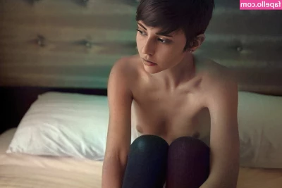 Savannah Brown [ savannah-brown ] - Happy Thanksgiving