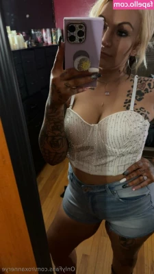 roxannerye - Come to bed with me💋
