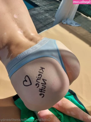 florainetheenby - DM to take it off