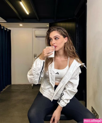 Cemre Baysel [ cemre-baysel ] - Did you see all the offers I sent you today babe    WONT LAST LONG 