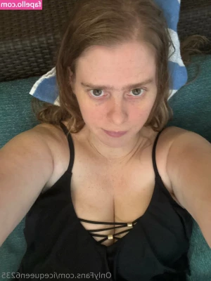 icequeen6235 - would you like to have me like this    squatting touching my tits