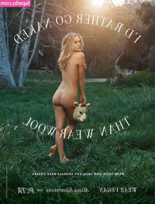 Alicia Silverstone [ alicia-silverstone ] - Insert 🍆 here