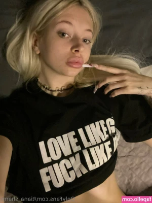 empress_tiana [ empress-tiana ] - Make my 34JJ tits bounce big round ass doggy - Slide your cock into