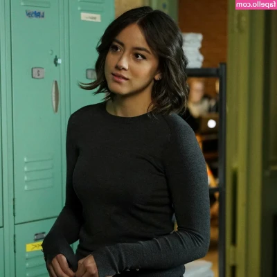Chloe Bennet [ chloe-bennet ] - Late night post because I'm having a hard time falling asleep😔 But