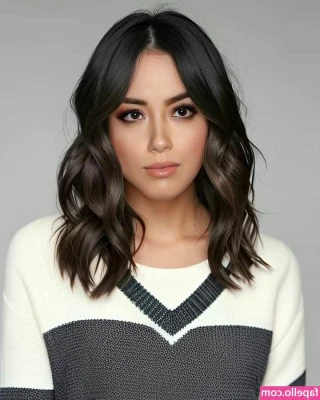 Chloe Bennet [ chloe-bennet ] - Foot subs  get to kissing and worshiping my pretty feet