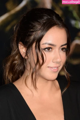 Chloe Bennet [ chloe-bennet ] - Sneaky peek at my nip (boob drop) 😜 short and sweet.
