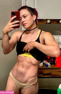 Claire Max [ claire-max ] - Hey  peachybear29
