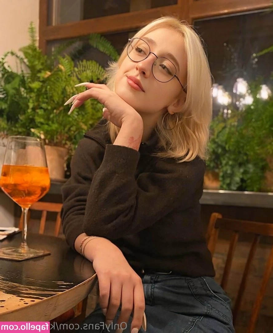 kirababyxx - someone wants to keep me company