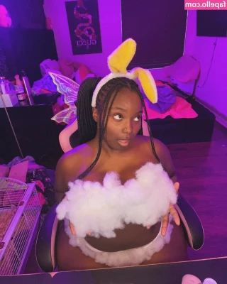 notlolabunny [ notlolabunny-1 ] - This is a really tight and toned body  which is your favorite part of