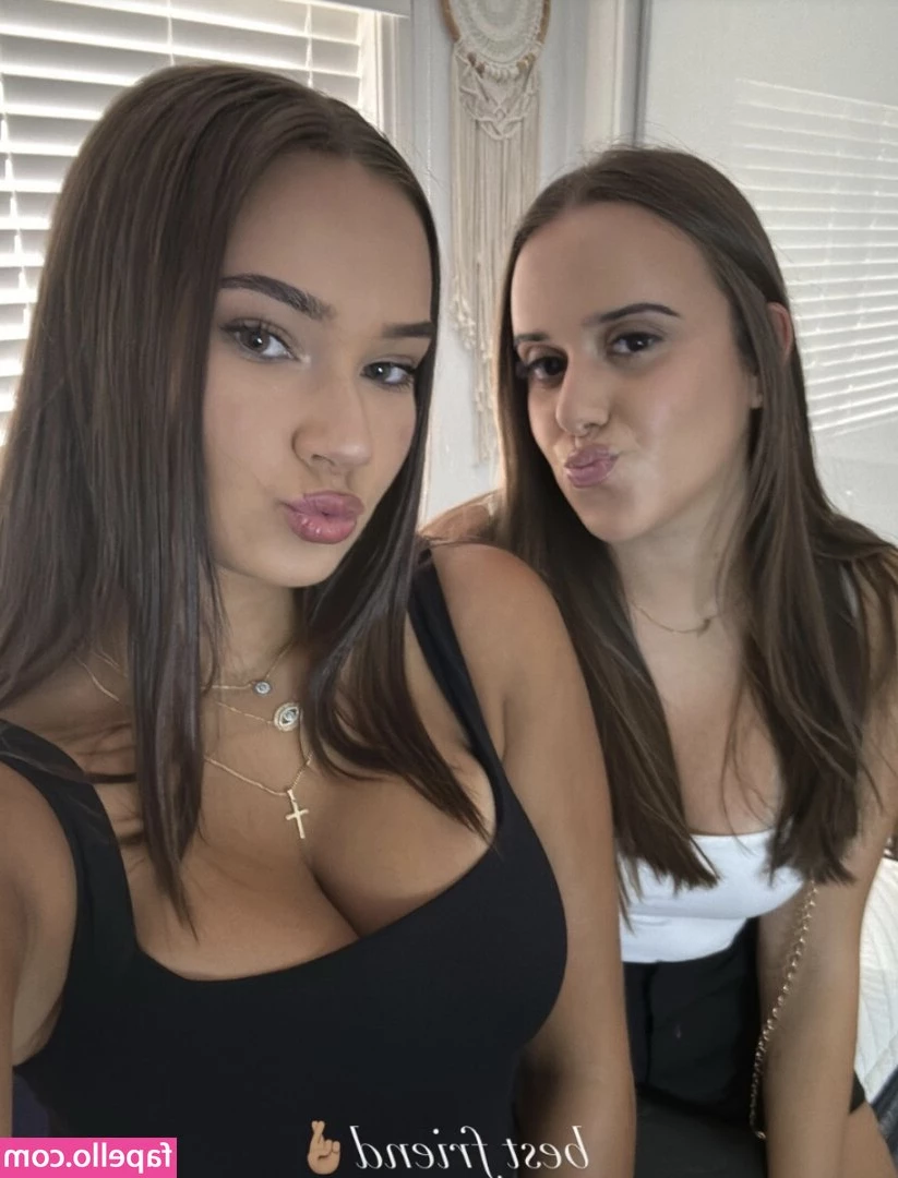 Ella Cortes [ ella-cortes ] - I got a very special treat for you today   Some delicious warm cake 