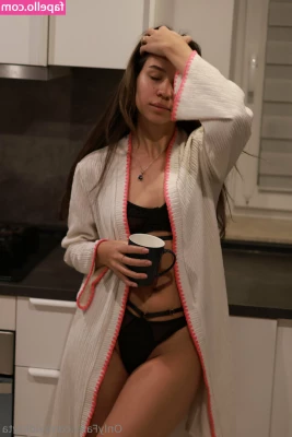 vidkryta - A little shower after a long day of cam shows ✨