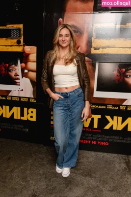 Shaliene Woodley [ shaliene-woodley ] - Who want play with me