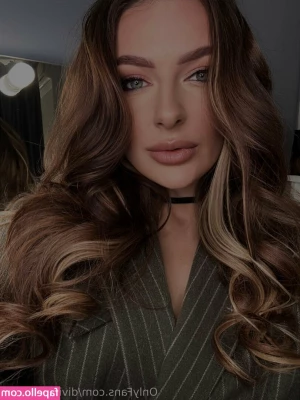 divine.desiree [ divine-desiree ] - Just Nature and Skin    The better side is right here   https