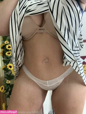 Indianadreamgirl - My first ever Hentai girl  lt 3 Peyton   Whatcha think