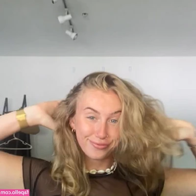 Chiara Weber [ chiara-weber ] - Nothing like a huge cum load between my massive melons! 🍈💦🍈