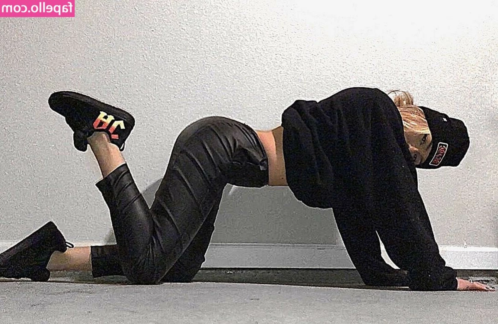 Ohkailno - If you like what you see here on my PPV page i bet you love my VIP   