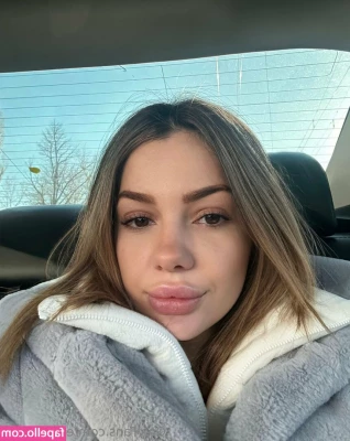 evaaroseex - Jedi slut!! I had so much fun posing with my new toy lol do you like