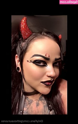 gothosaurusrex - I need you to cum in my mouth