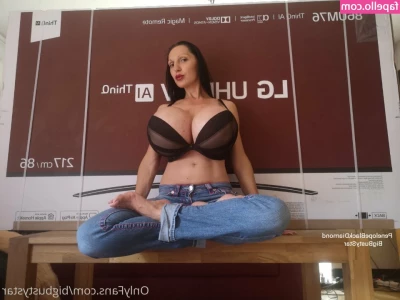 penelopeblackdiamond - Soooo there's 2 videos here. The first one is the FULL LENGTH video