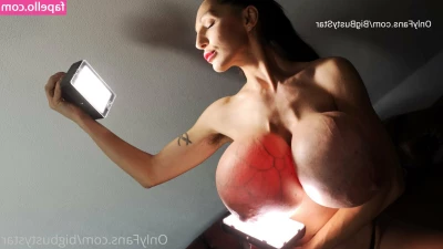 penelopeblackdiamond - Would you cum on my glasses? 😉  Get this video now 🥵