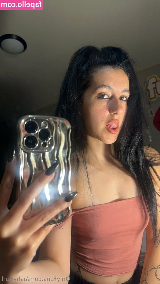 ashygurl - Pretty sure my boss is going to come over and fuck me today during