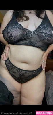 thiccbunny8 - Hoping blue is your favorite color