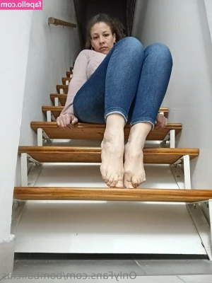 bombalicius - 50  off sexting sessions  25 for 40 minutes  10 for 15 minutes or you