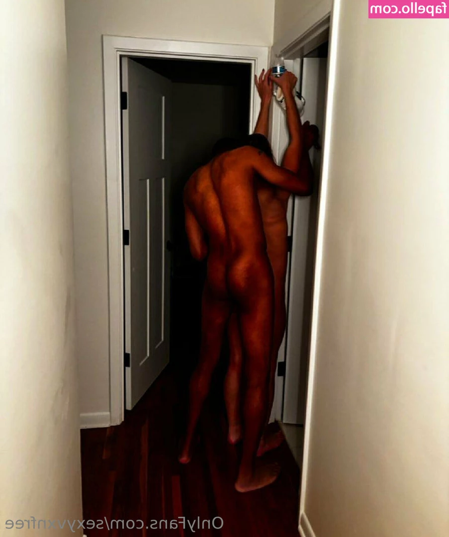 sexyvxnfree - Monday moody