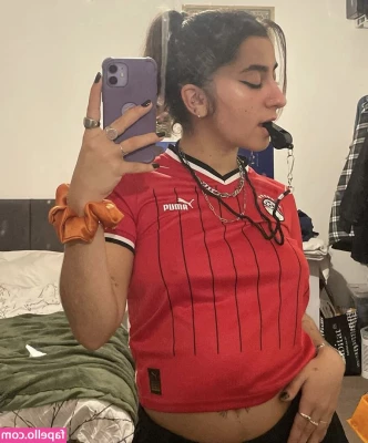Yeliz - Happy Monday    message me