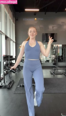 Molly Carlson [ molly-carlson ] - Happy New Year to all of my subscribers! I hope 2022 brings