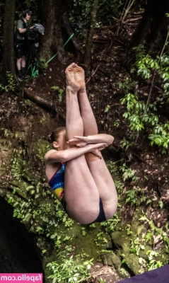 Molly Carlson [ molly-carlson ] - ass out for you 🍑👅