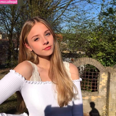 Christin Pawlowski [ christin-pawlowski ] - The face that will make you moan