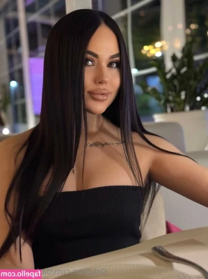 dariadollface - In the mood for someone to make me squirt