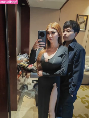 SexyCyborg - I am always so hot after the gym    Watch me cum for you