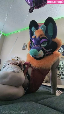 nephdurr - I love burying my toes into my faux skin rug!