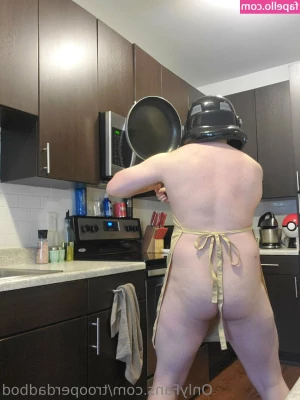  [ trooperdadbod ] - Sunday’s are for worship 🙏