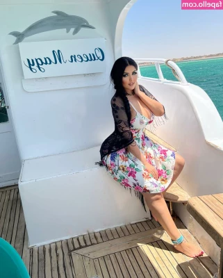 Salma Elshimy [ salma-elshimy ] - My dick be hard   it just gotta bust