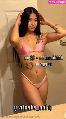 goddess.edenfray [ goddess-edenfray ] - Just a little something do u have a sweet tooth