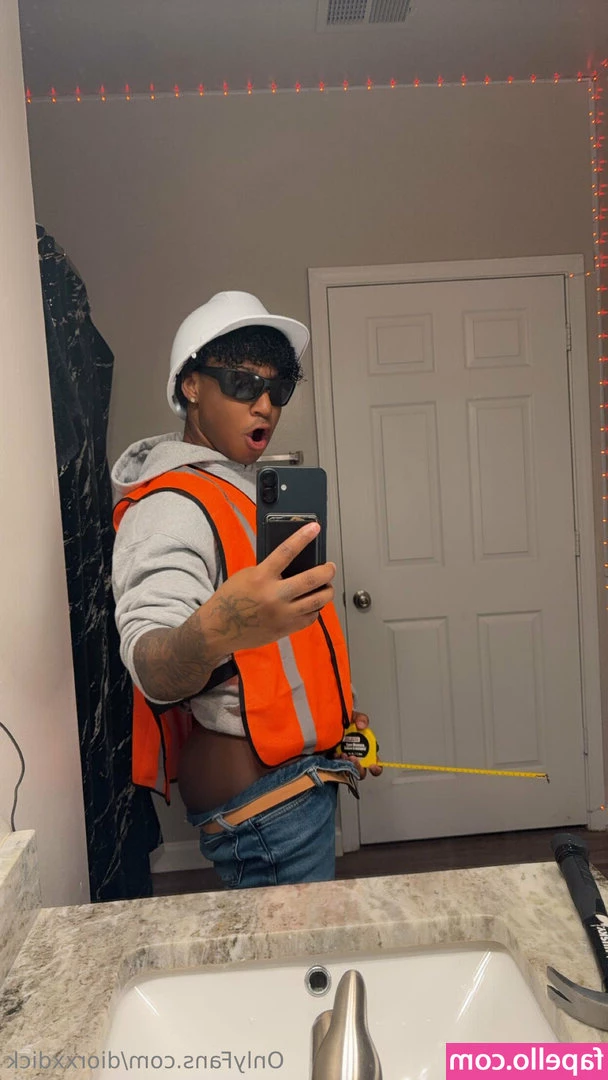diorxxdick - Happy halloween  Vi feirer med en flunkende ny video i kveld